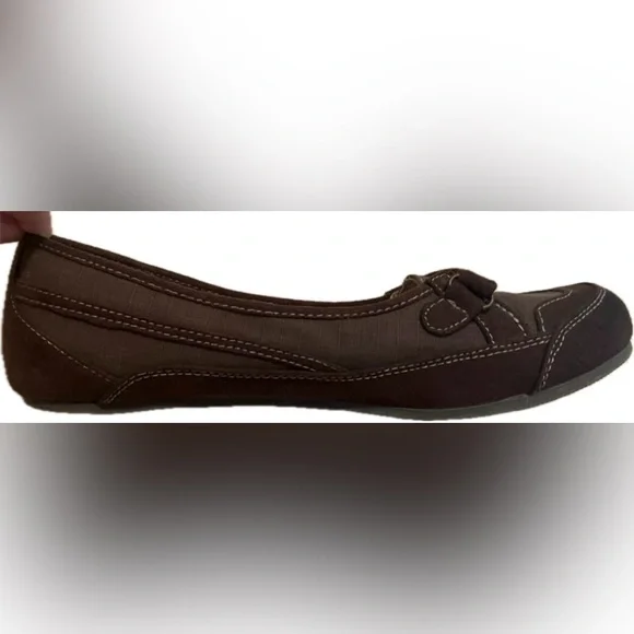 Airwalk Brown Slip-On Loafer shoes. Women’s size 8.5. Excellent condition. - Picture 4 of 8